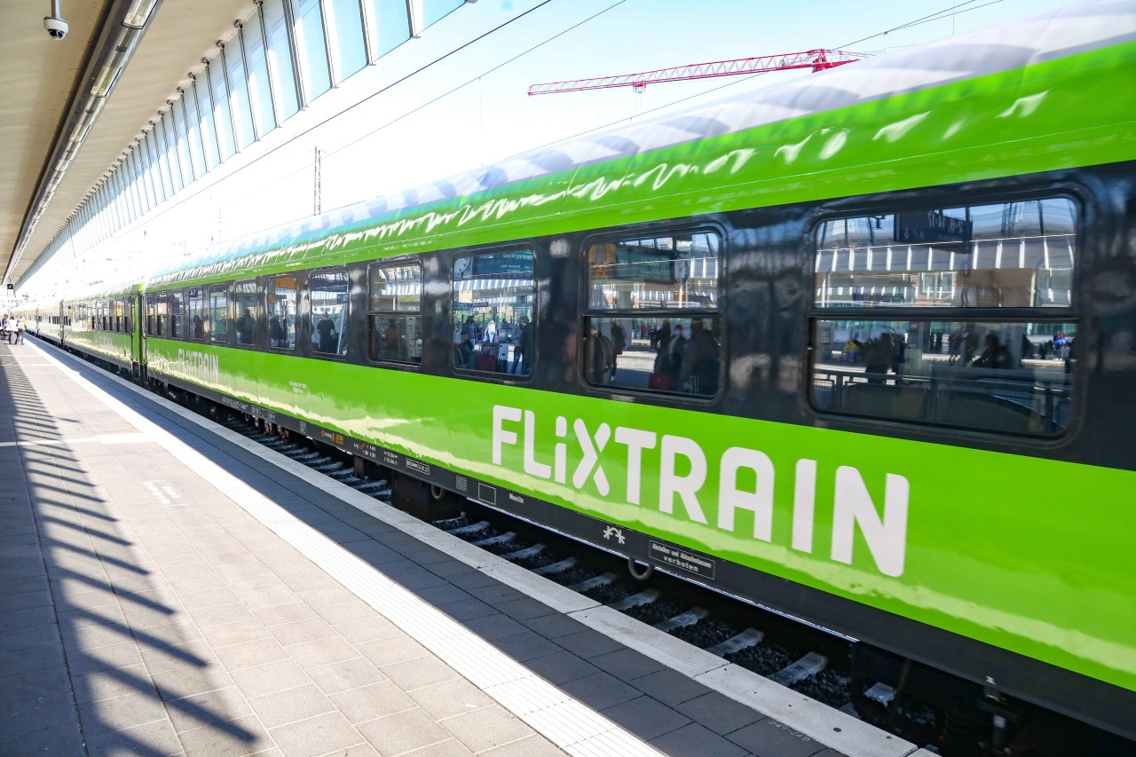 Flixtrain breitet sich immer mehr aus – und macht der Deutschen Bahn Konkurrenz. (Symbolfoto)