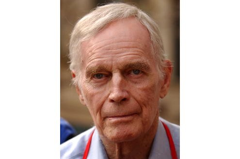 ...Charlton Heston, der im Jahr 2008 starb. Er soll einmal sein Fans mehr oder weniger scherzhaft gebeten haben, auch noch zu lachen, wenn er ihnen einen Witz zum zweiten Mal erzähle. Ein weiterer Hollywood-Star...