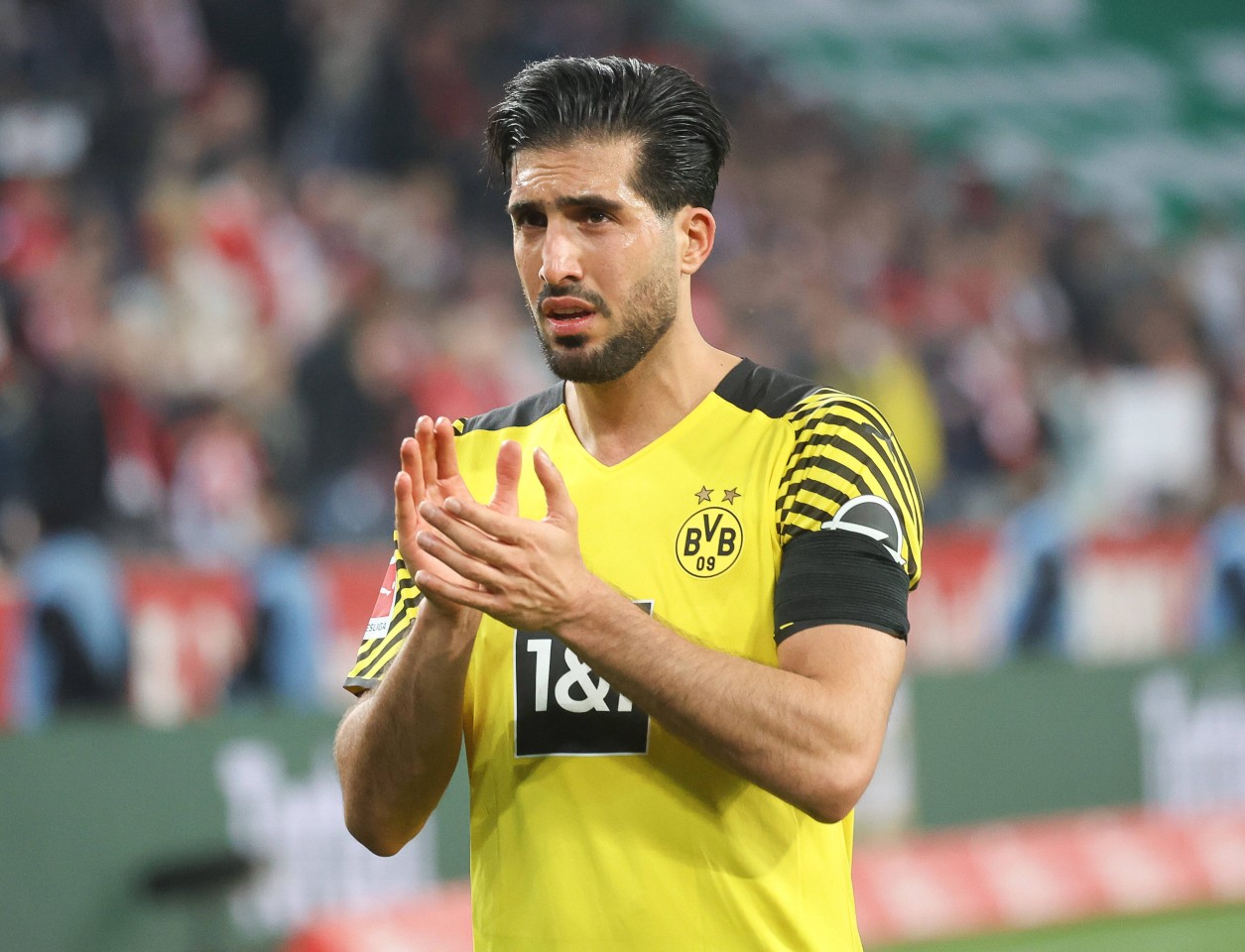 BVB-Star Emre Can muss sich einiges an Kritik anhören.