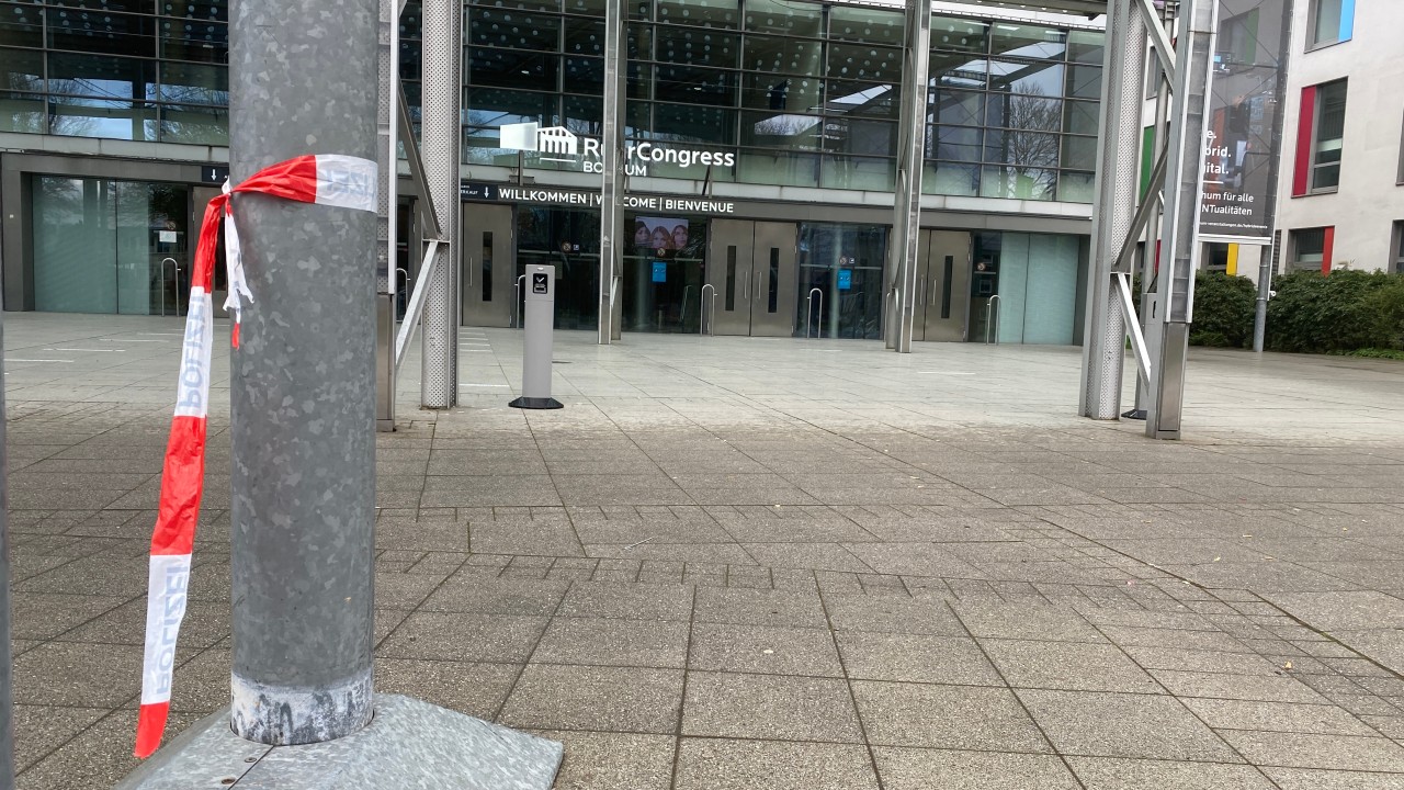 Die Polizei Bochum ermittelt nach einem tödlichen Streit vor dem RuhrCongress.