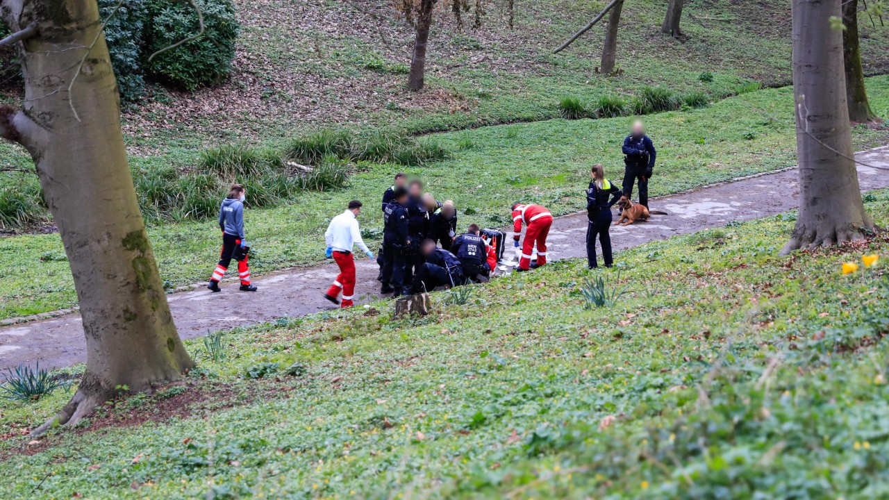 In Essen sorgte ein nackter Mann für Furore.