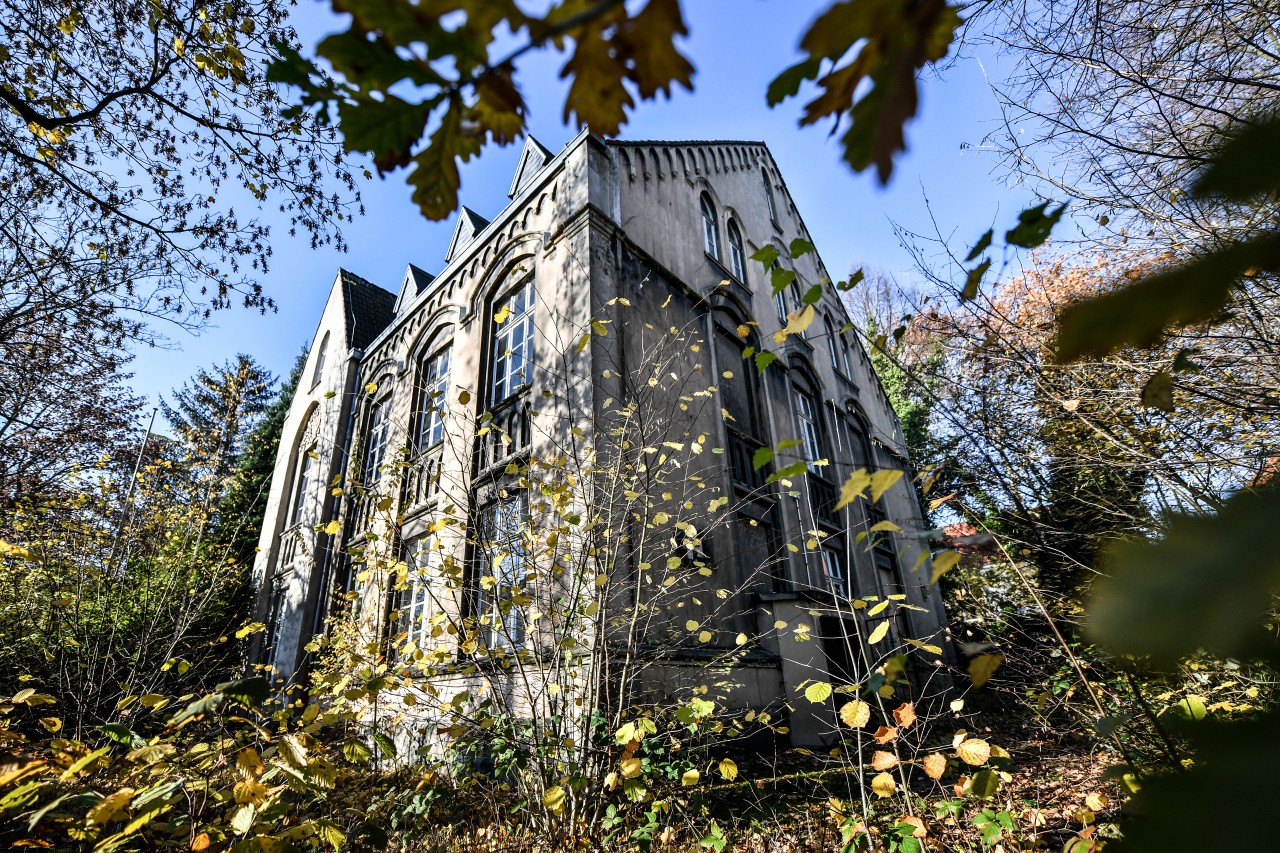 Lost Places im Ruhrgebiet: Essener diskutieren um dieses Gebäude in Steele. (Archivbild)