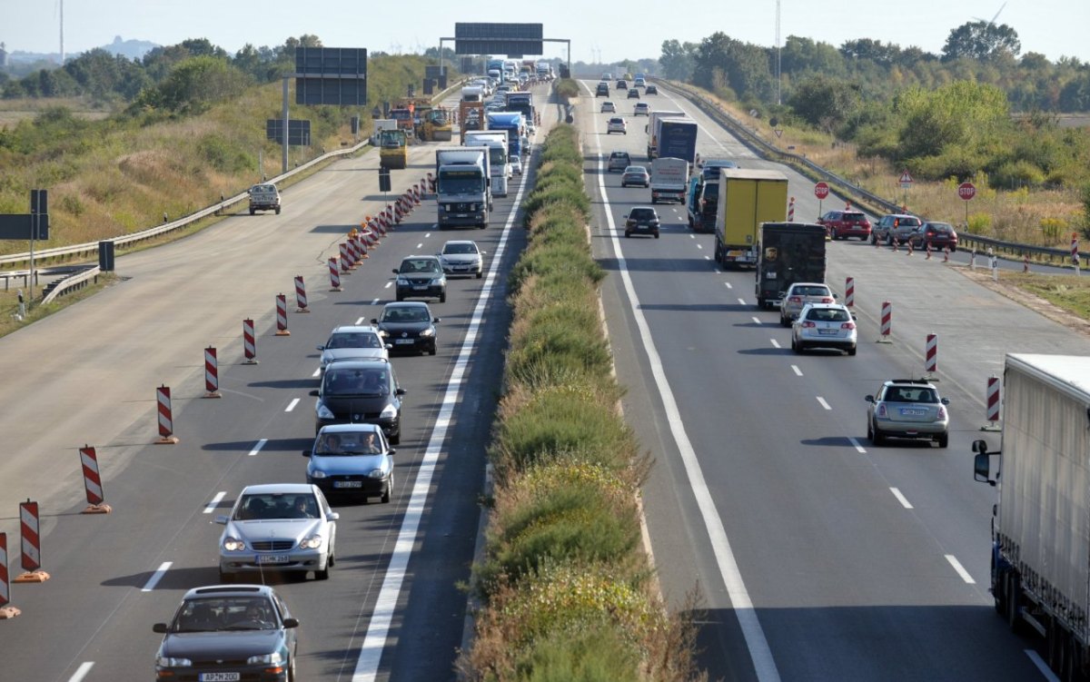 Pano_Beton Autobahn_21617883.jpg