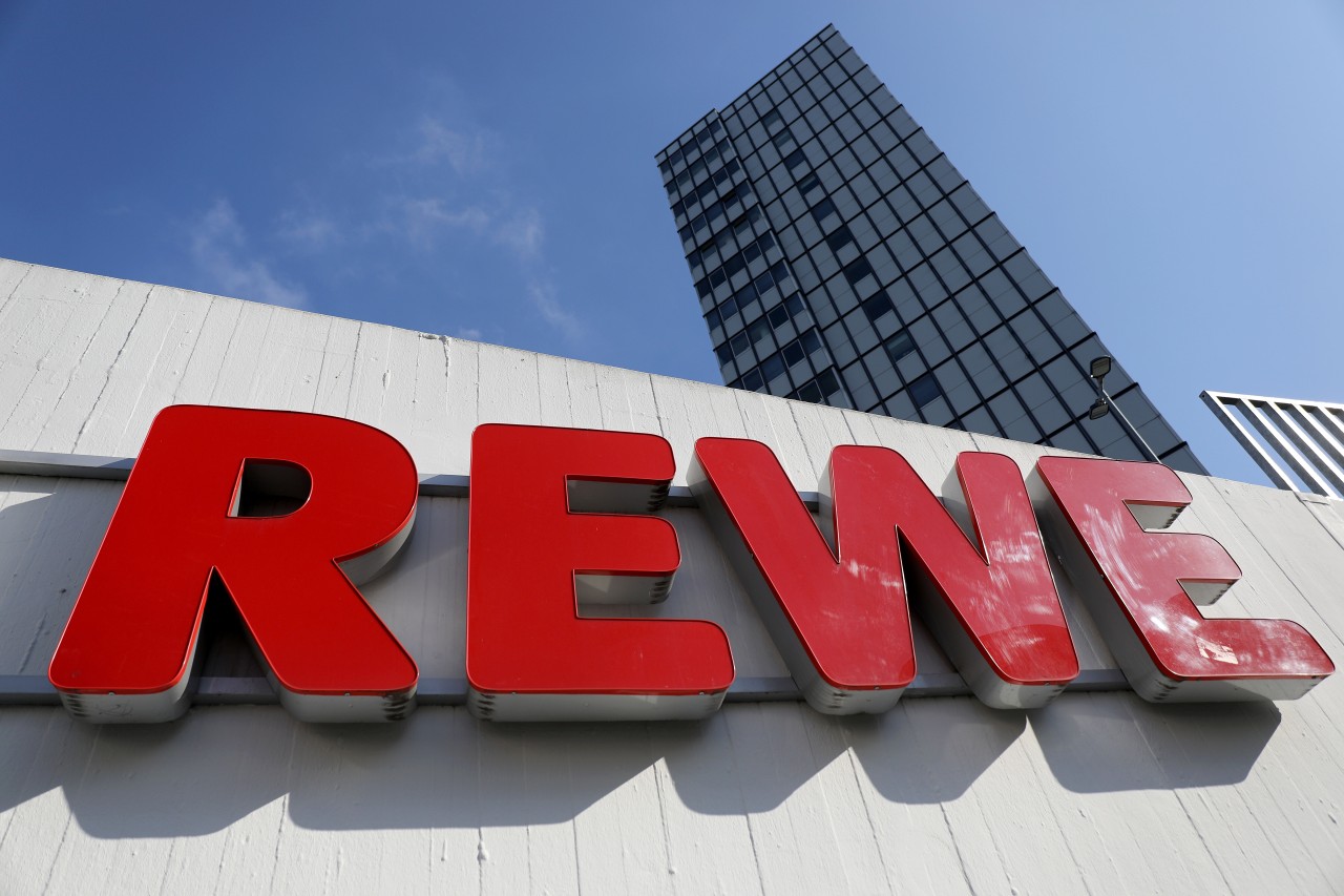 Rewe hatte Öl und Mehl im Angebot – trotz der aktuellen Krise. (Symbolfoto).