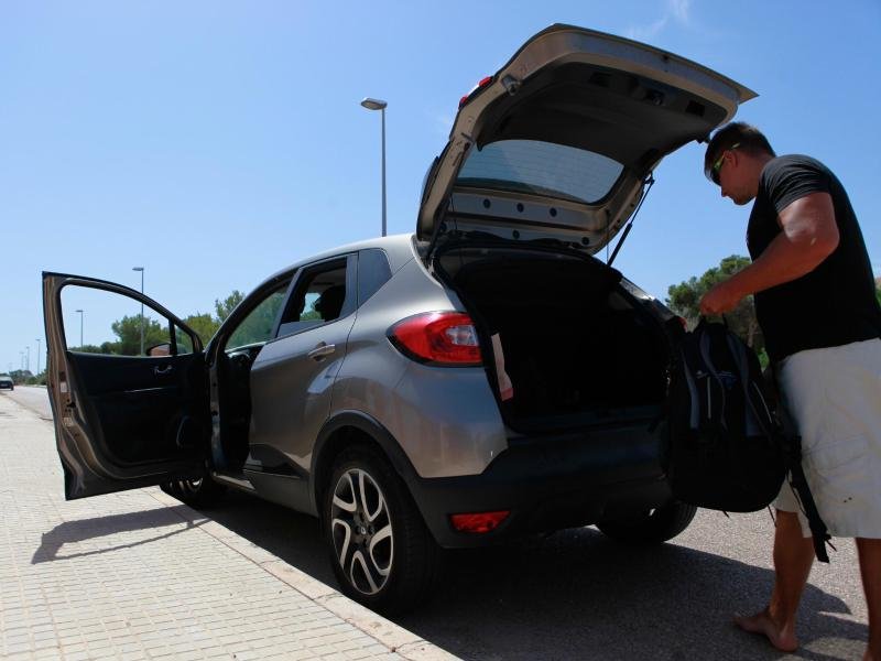 Wer auf Mallorca spontan ein Auto mieten möchte, hat schlechte Karten. Zu Ostern sind kaum noch Mietwagen zu bekommen.