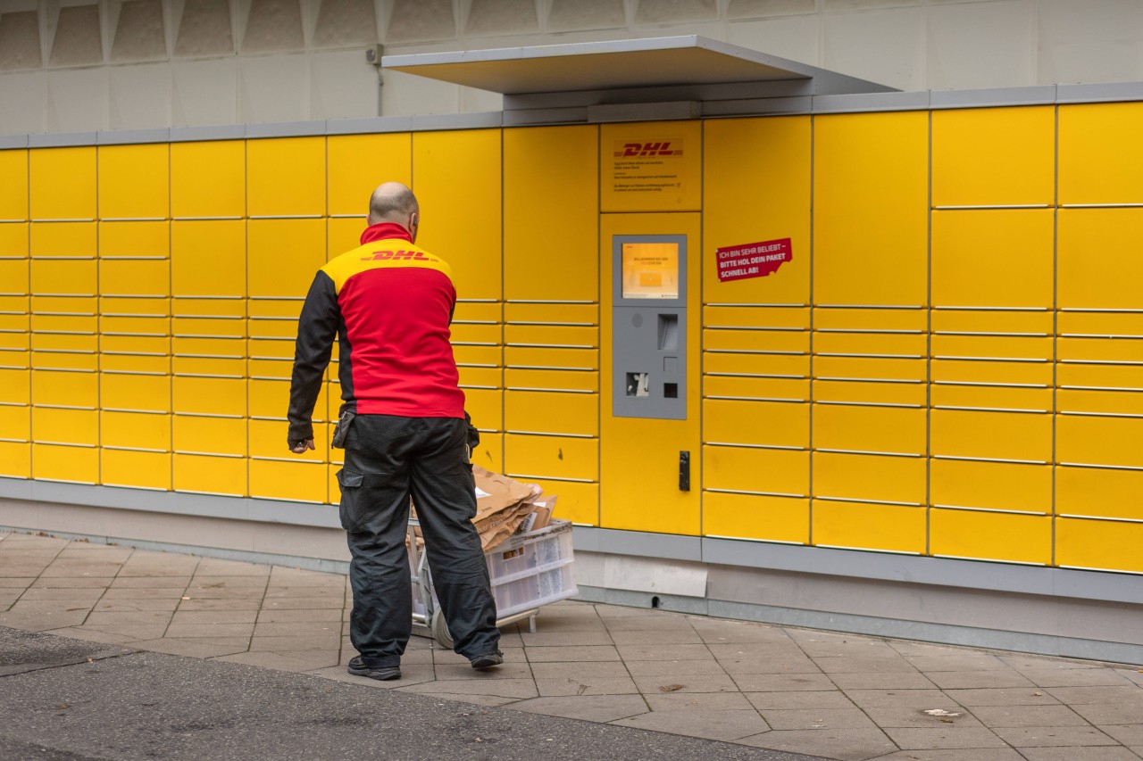 DHL nimmt eine wichtige Änderung vor. Sie betrifft alle Kunden! (Symbolbild)