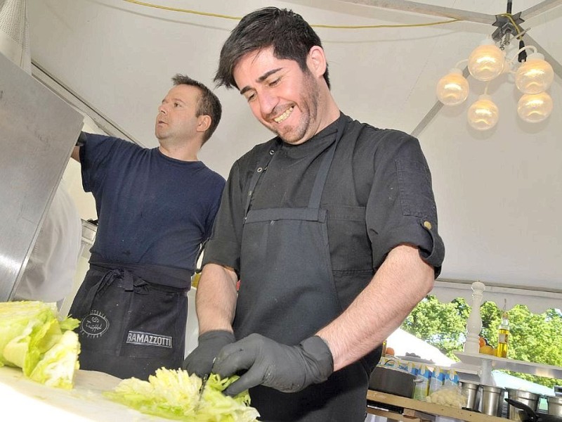 Der Mann mit dem scharfen Messer von der Trattoria Trueffel.