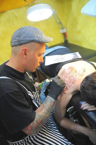 17. Internationale Tattoo und Piercingconvention in Dortmund. Unter den Gästen auch der Handballer Stefan Kretzschmar.