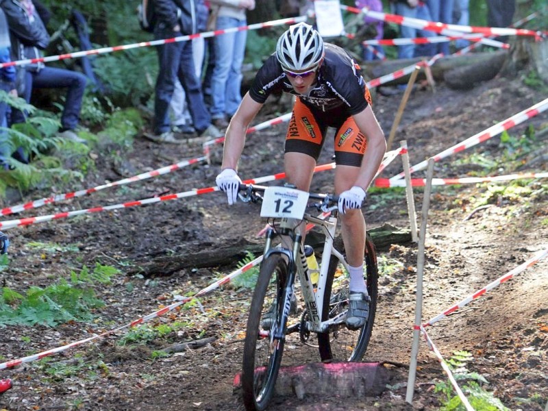 Mountainbike , Finale um den NRW Cup am 30.09.2012 in Haltern am Dachsberg.  Jorn van Veen ( Het Twentse Ros )Foto: Gerhard Schypulla WAZ FotoPool