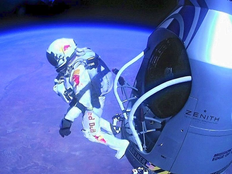 Der spektakuläre Rekordversuch des österreichischen Extremsportlers Felix Baumgartner ist geglückt.