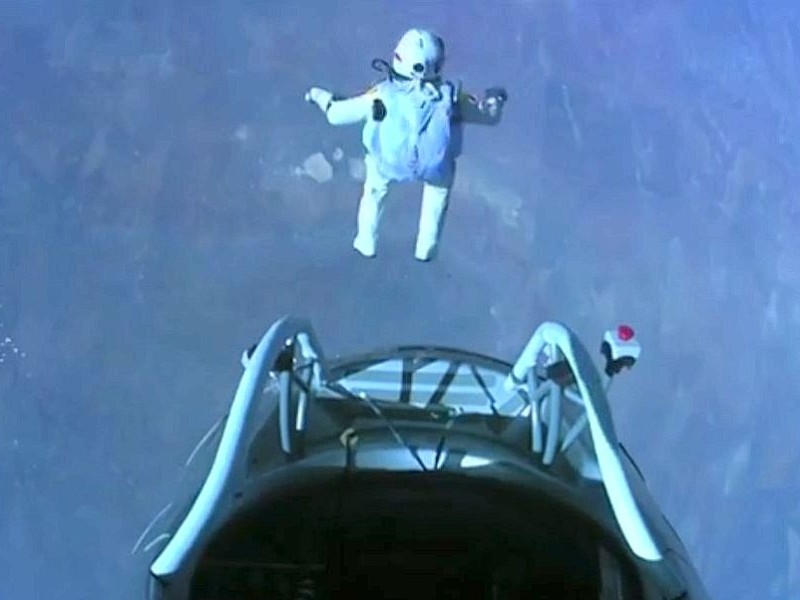 Der spektakuläre Rekordversuch des österreichischen Extremsportlers Felix Baumgartner ist geglückt.