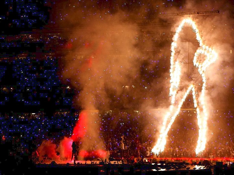 Spektakuläre Show in der Halbzeit: Beyoncé trat sowohl solo als auch mit ihren früheren Kolleginnen von Destiny's Child auf.