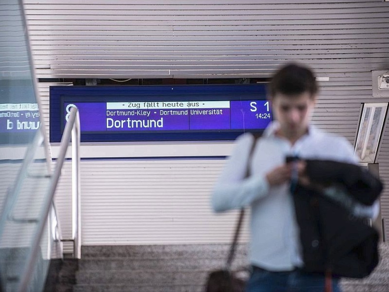 Der Bochumer Hbf am Mittwoch: Durch den Streik sind viele Verbindungen ausgefallen.