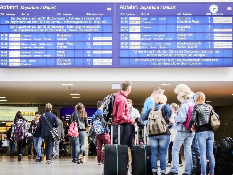 Auch am Hauptbahnhof in Duisburg fallen Mittwoch viele Züge aus.