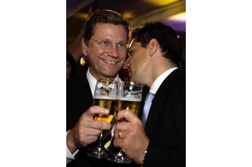 Guido Westerwelle und Michael Mronz: Nach sieben Jahren ohne Trauschein nun die Hochzeit.