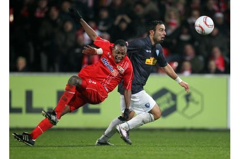 er VfL Bochum hat den zweiten Sieg in Serie teuer bezahlt. Beim 1:0 des VfL beim 1. FC Union Berlin musste Verteidiger Matias Concha nach einem bösen Foul mit einem Schienbeinbruch ausgewechselt werden. Christoph Dabrowski (18.) erzielte den Siegtreffer für Bochum.