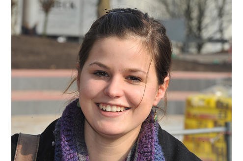 Wir dürfen auch nicht kopieren. Sonst werden wir rausgeschmissen. Guttenberg hat sich blamiert. Sein Rücktritt ist die richtige Konsequenz. Viviane Caspert, 22, studiert Biologie und Chemie auf Lehramt.