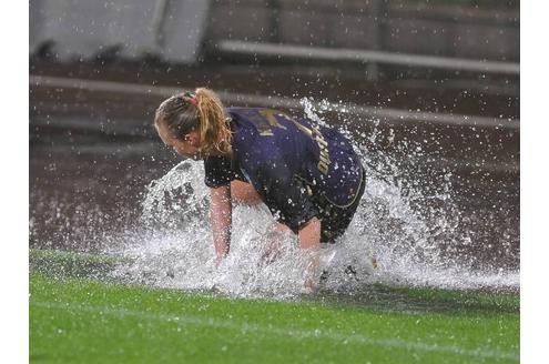 Weitere lustige Frauenfußball-Bilder...