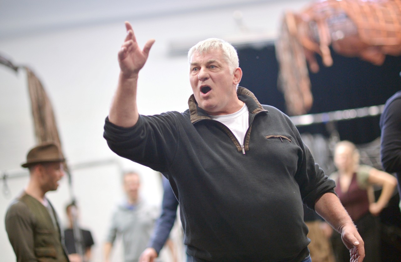 Heinz Hoenig auf der Theaterbühne – bei Proben zum Theaterstück „Gefährten“ im Jahr 2013..