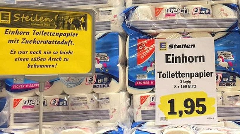 „Es war noch nie so leicht, einen süßen Po zu bekommen": So warb ein Supermarkt für Einhorn-Klopapier. Käufer reisten deshalb aus dem weiten Umland an. 