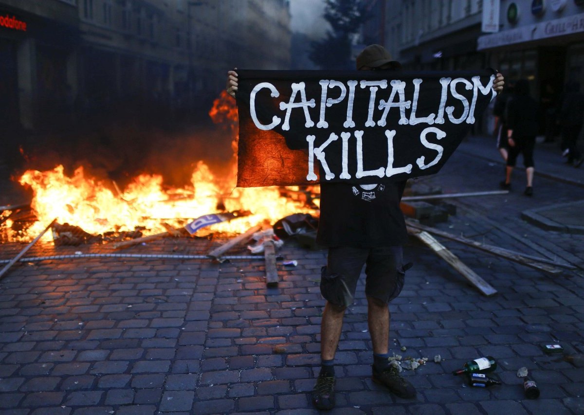 2017-07-07T200901Z_161099685_UP1ED771JZ02Q_RTRMADP_3_G20-GERMANY-PROTEST-190.JPG