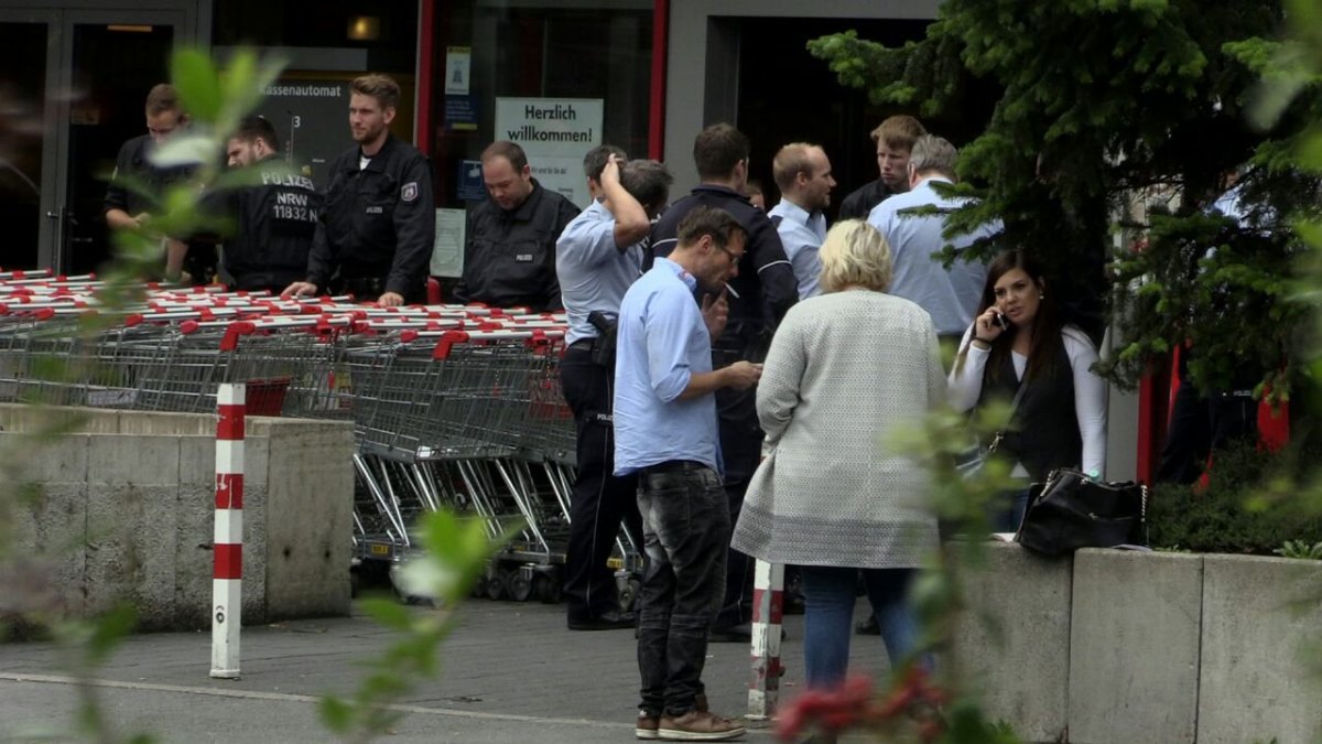 20170811_Bombendrohung_Kaufland_Gladbeck_ANC-NEWS-05.jpg