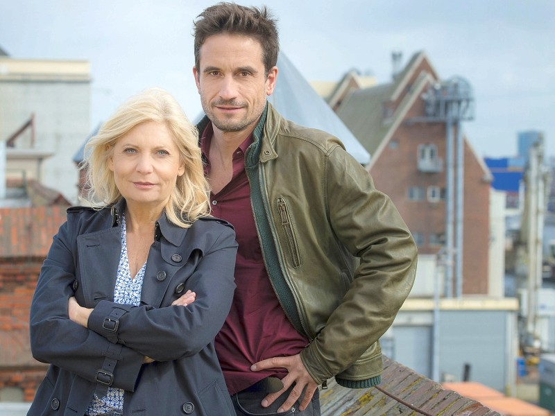 „Echolot“ ist der mittlerweile 29. Kriminalfall für das „Tatort“-Ermittler-Duo aus Bremen. Für Schauspielerin Sabine Postel ist es sogar bereits der 34. Fall.