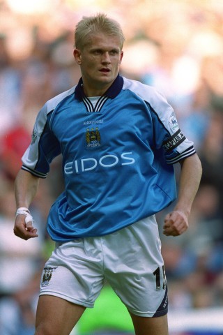 Vater Alf-Inge Haaland im Dress von Manchester City.