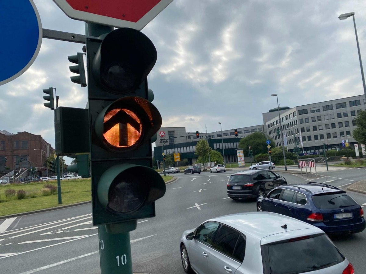 Ampel Limbecker Platz Essen defekt2.jpg