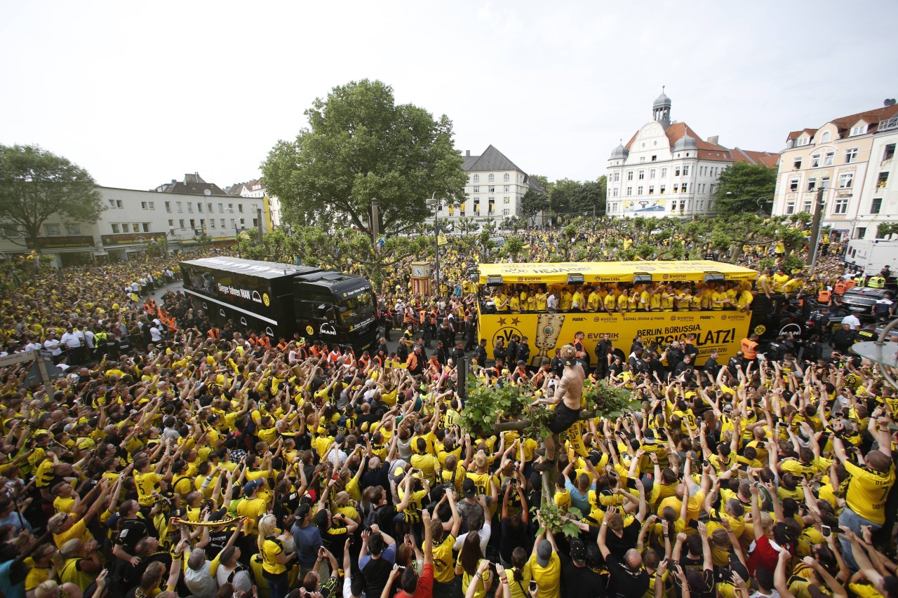 So sieht es für gewöhnlich aus, wenn der BVB am Borsigplatz feiert. 