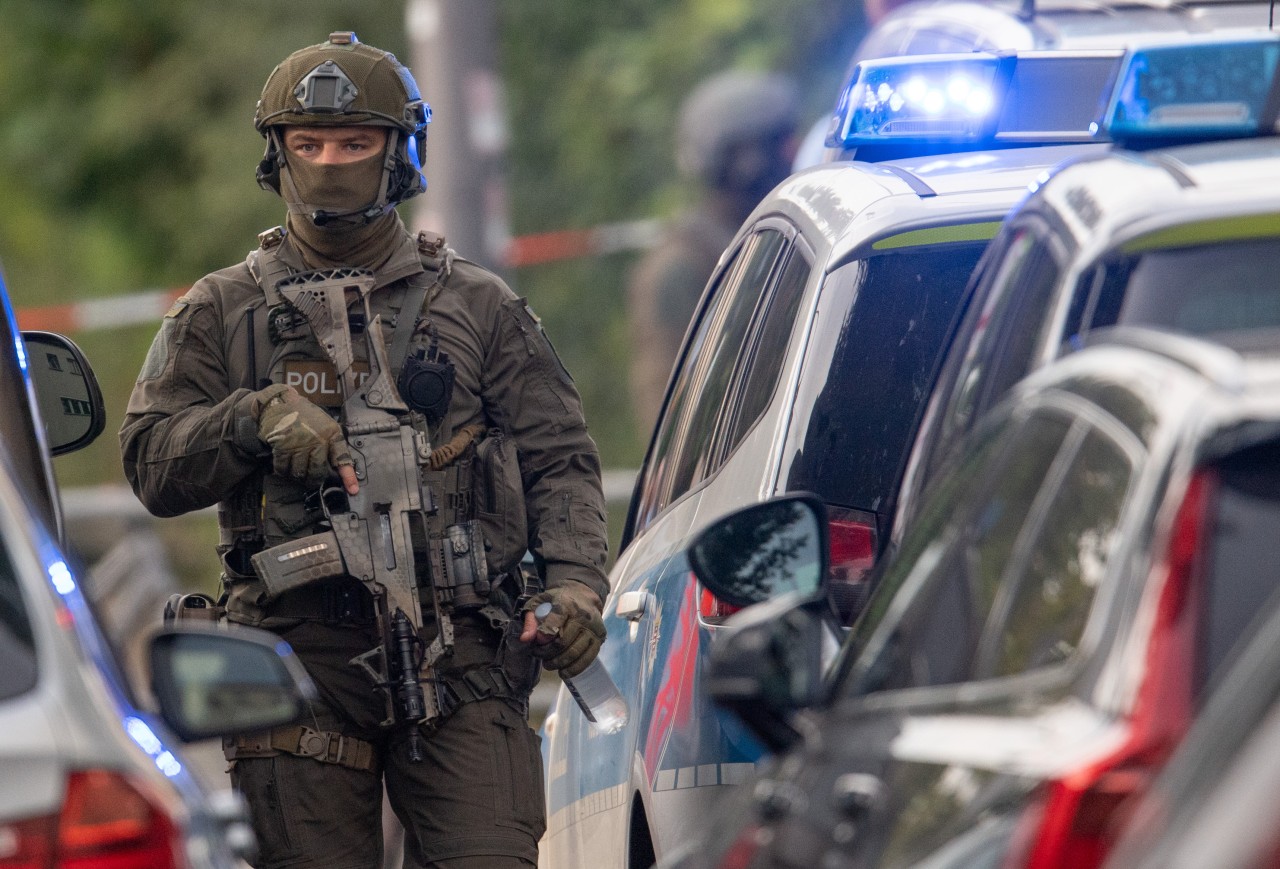 SEK-Einsatz in Bochum am Samstagnachmittag. (Symbolbild)