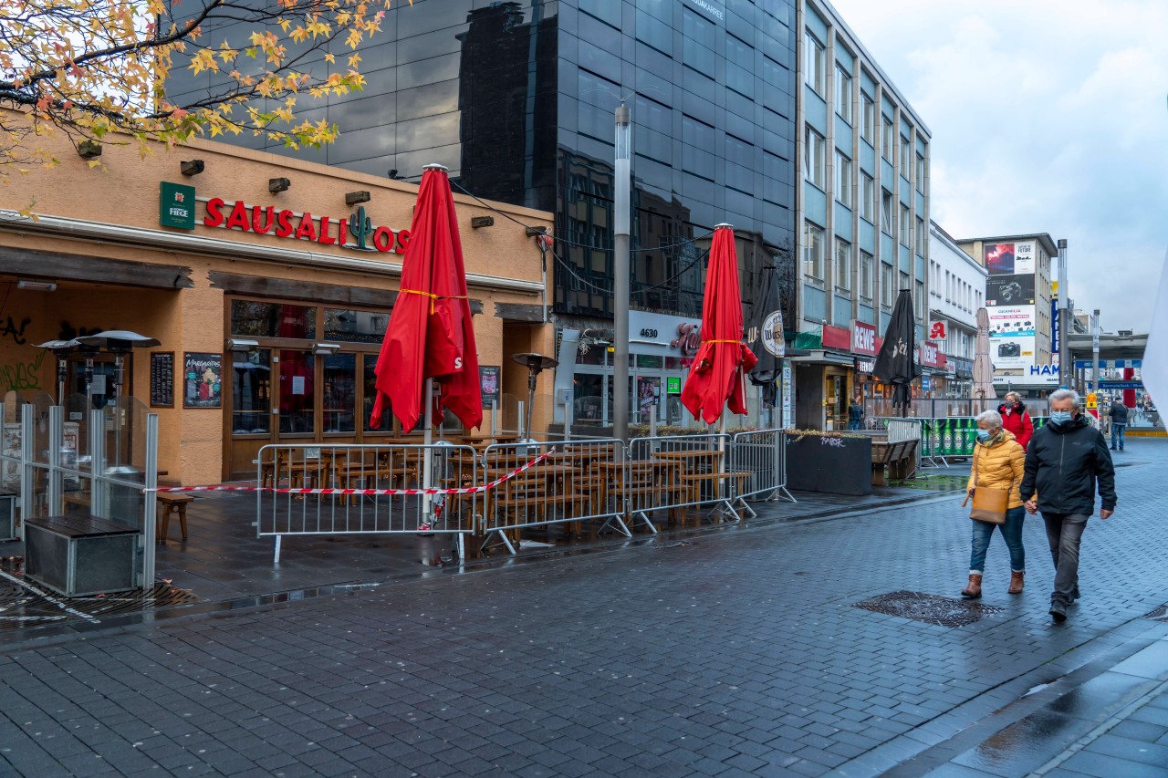 Nach monatelanger Pause darf ab Montag wieder die Außengastronomie in Bochum öffnen. (Archivbild) 