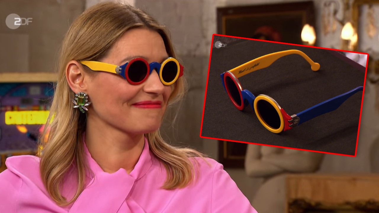 „Bares für Rares“-Expertin Bianca Berding hat sich die Designerbrille gleich mal aufgesetzt.