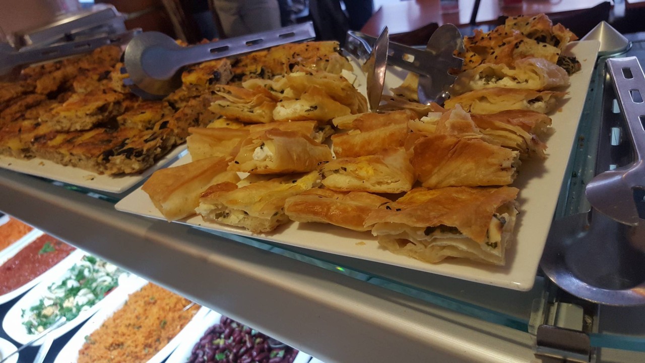 Börek in verschiedenen Variationen. 