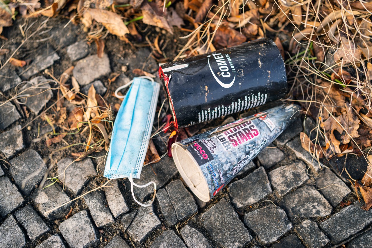 In NRW sowie bundesweit gilt offizielles Böller-Verbot an Silvester! (Symbolbild)