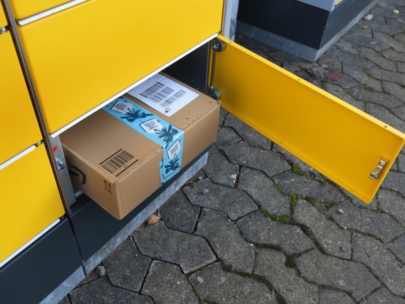 DHL.jpg