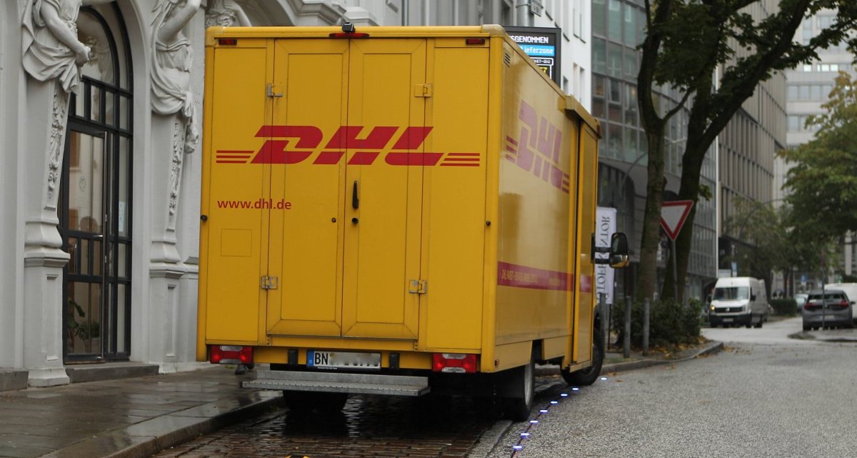 DHL: Anwohner wütend über dieses Verhalten der Zusteller – „Haben sie Sonderrechte?“