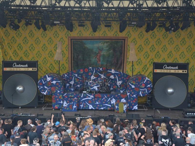 Die Band D.A.D. bei ihrem Auftritt im Amphitheater Gelsenkirchen. Dort fand wieder das Rock Hard Festival statt.