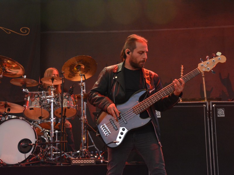 Die Band Opeth bei ihrem Auftritt im Amphitheater Gelsenkirchen. Dort fand wieder das Rock Hard Festival statt.