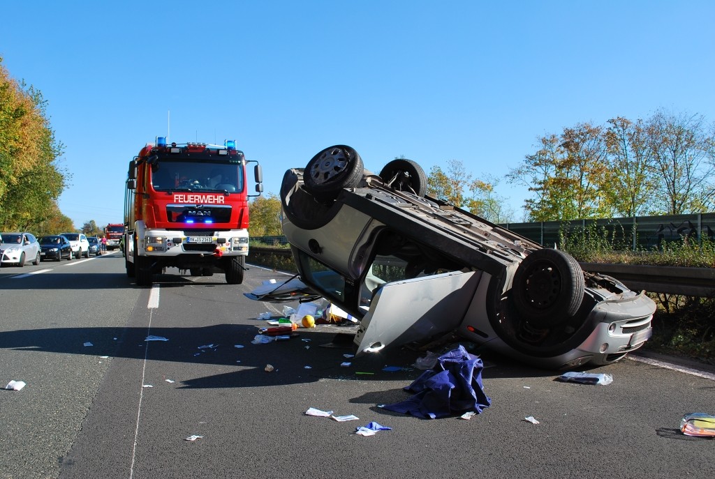 Der Wagen überschlug sich.