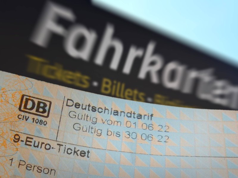 Deutsche-Bahn.jpg