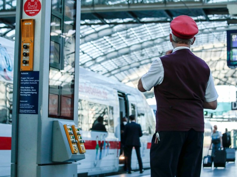 Deutsche Bahn.jpg