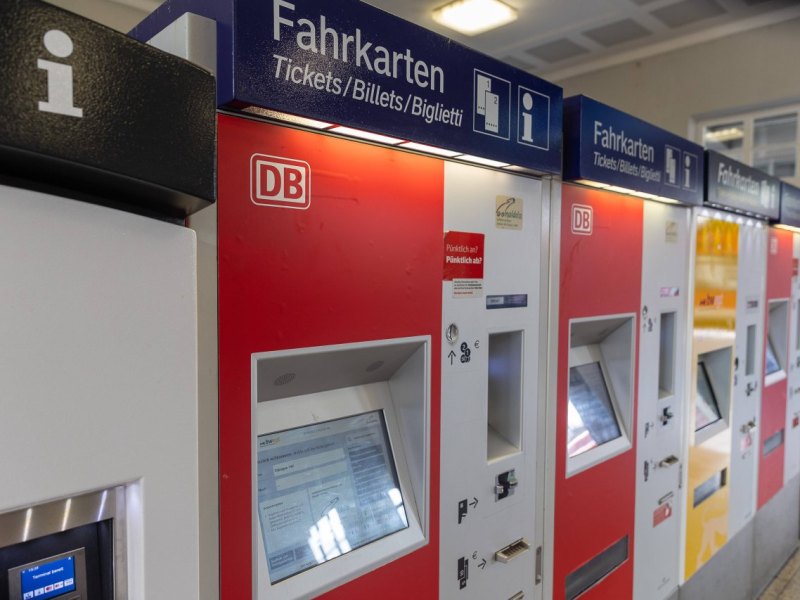 Deutsche-Bahn-Ticket