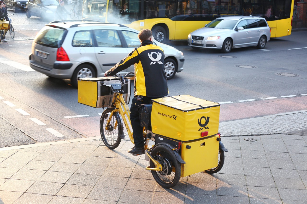 Deutsche Post: Worauf müssen sich Postboten tagtäglich einstellen? (Symbolbild)