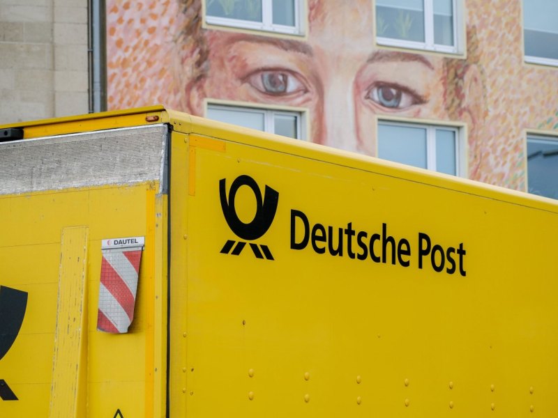 Deutsche Post Paket.jpg