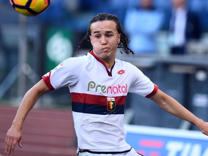 Bekommt der FC Schalke womöglich demnächst Verstärkung auf dem linken Flügel? Italienische Medien bringen Diego Laxalt vom FC Genua bei den Schalkern ins Gespräch. Der Uruguayer hat in Genua nur noch einen Vertrag bis 2018. Die Ablöse sollte dementsprechend nicht in schwindelerregenden Höhen liegen. Auch der AC Florenz soll an dem 24-Jährigen interessiert sein.