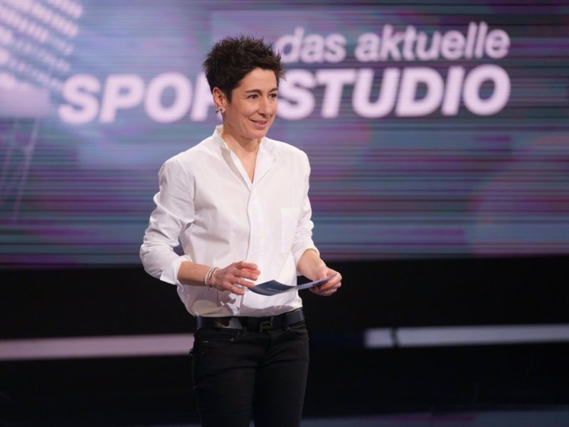 Dunja Hayali.jpg