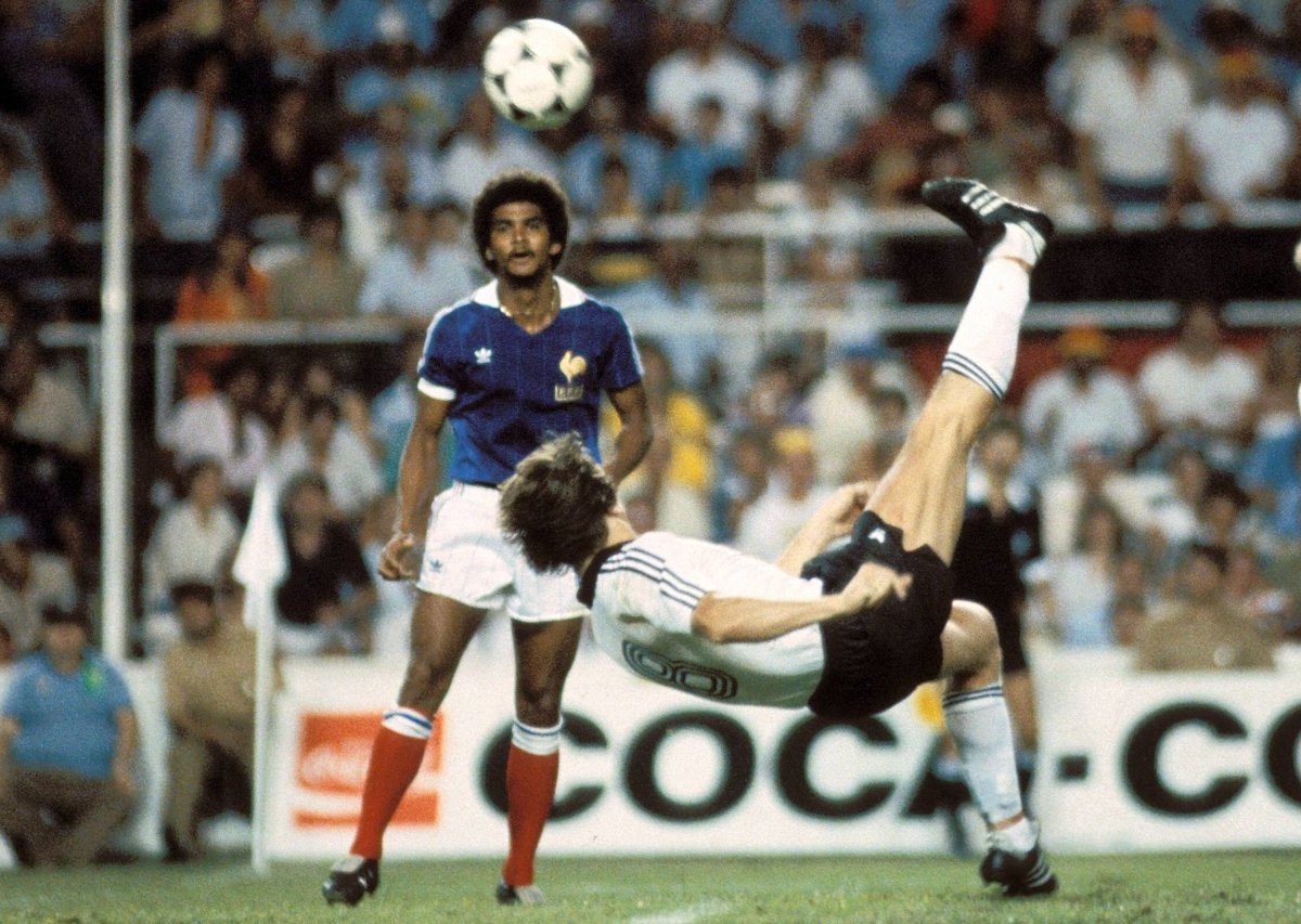 EM-DFB-Frankreich-Schalke-Klaus-Fischer.jpg