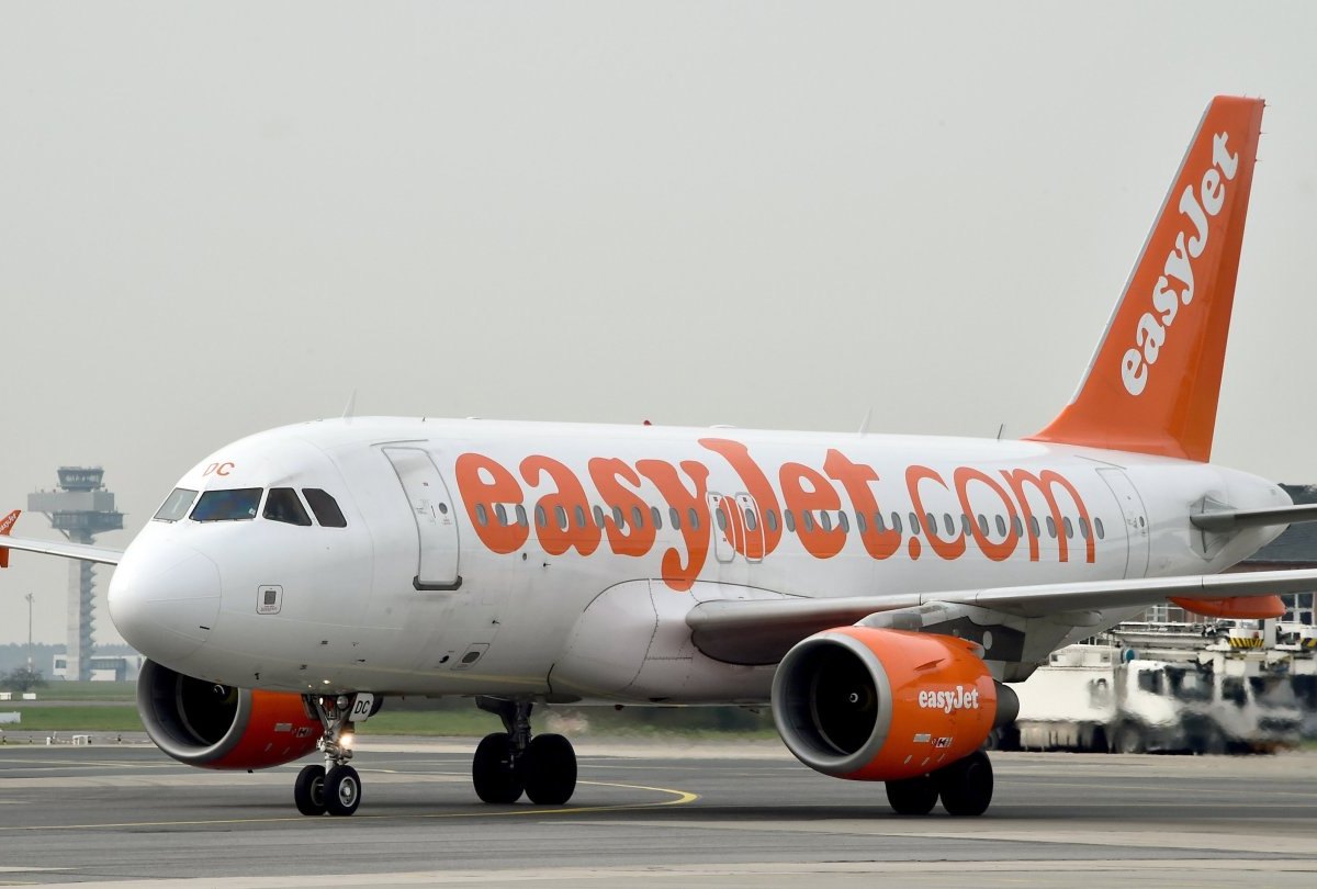 Easyjet.JPG