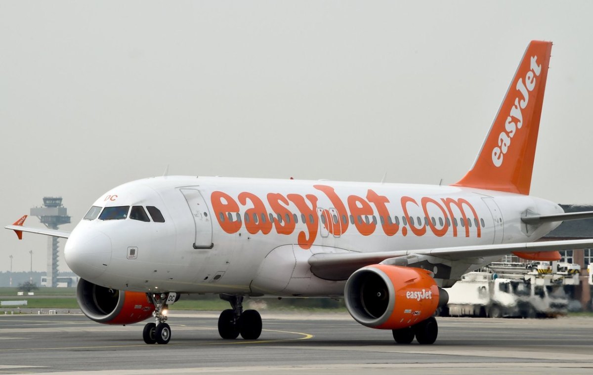 Easyjet.JPG